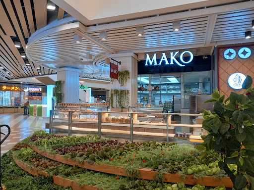 Mako Cake & Bakery Living World Pekanbaru 10