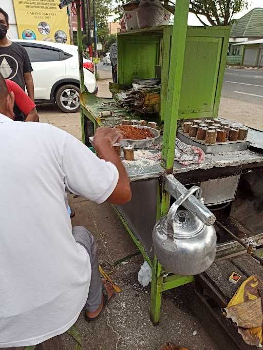 Jual Kue Putu 1