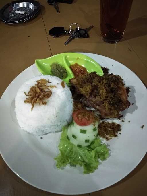 Warung Belum Ada Judul 8