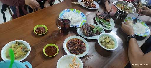 Rumah Makan Kairo 8