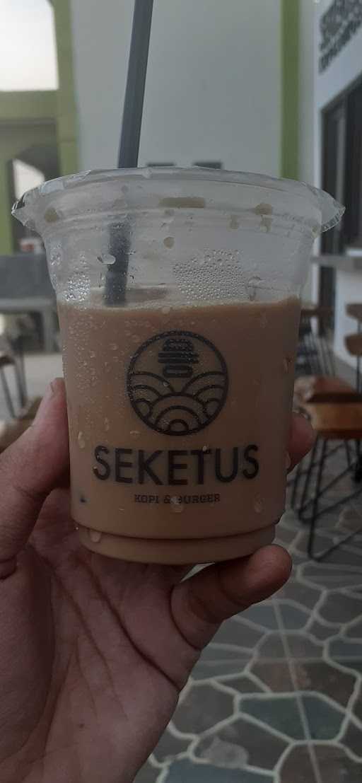 Seketus Kopi & Burger 10