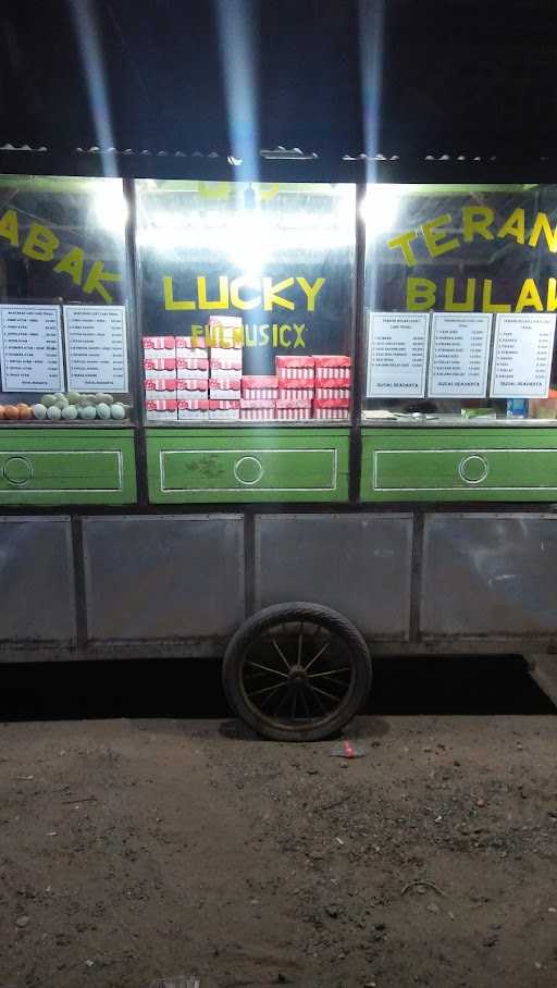 Martabak & Terang Bulan Lucky L4R3 Tegal 5