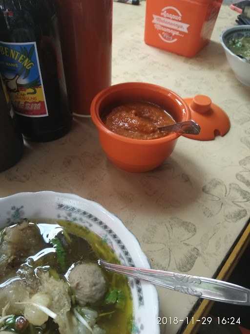 Bakso Kikil Lapangan Masbagik 3