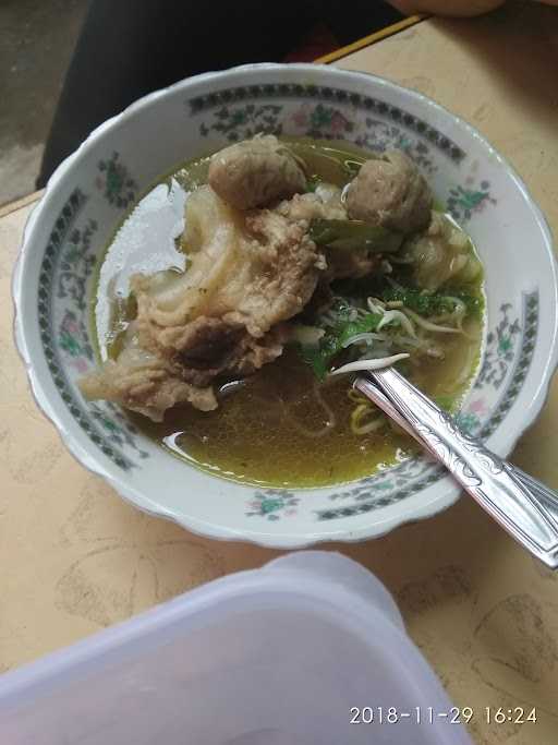 Bakso Kikil Lapangan Masbagik 7