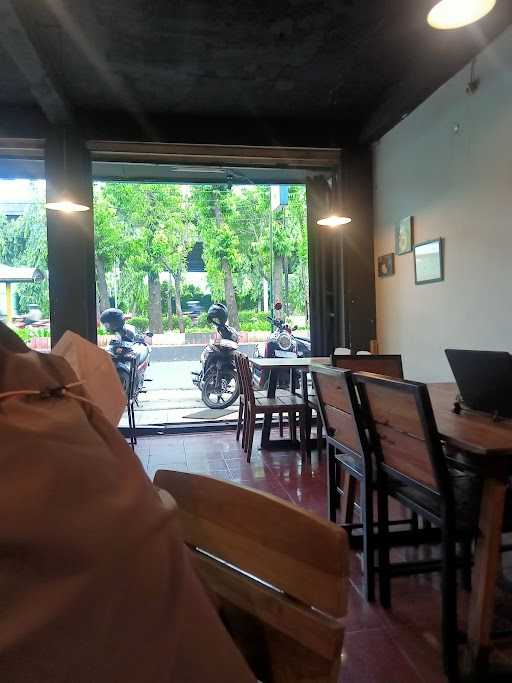 Jung Coffee Bonser 9