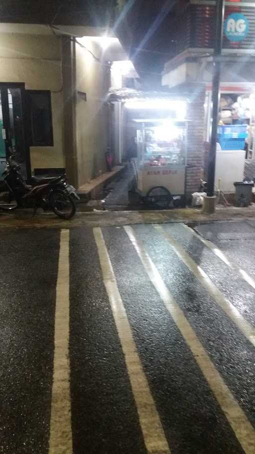 Ayam Gepuk Dan Ayam Penyet Mpok Wie 1