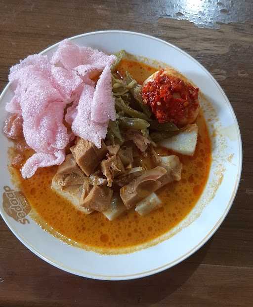 Ikobana Ketupat Sayur Padang 3