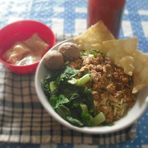 Kedai Kongkow 28 (Tongkrongan Di Jakarta, Mie Ayam & Bakso Di Jakarta, Mie Ayam Enak Di Jakarta) 6