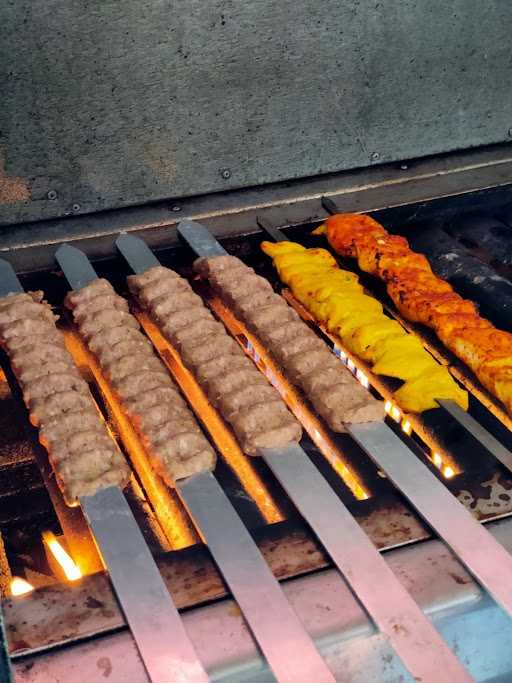 Kourosh Kebab Pramuka 4