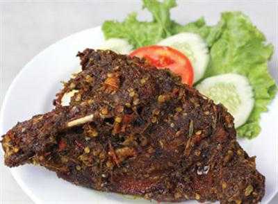 Nasi Bebek Meteor Ayam Penyet Sambel Ijo (Cak Fandi) 4