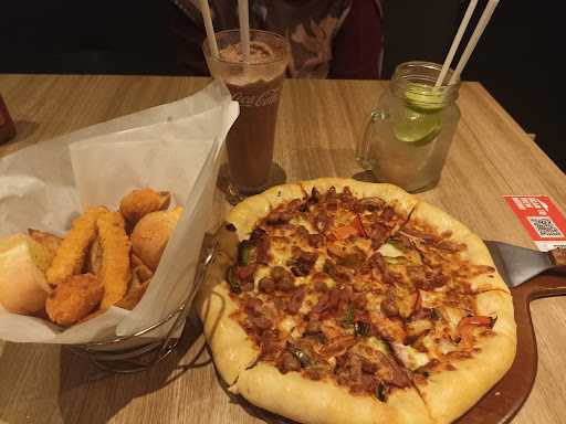 Pizza Hut Restoran - City Plaza Jatinegara 8