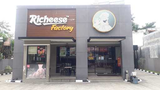 Richeese Factory Utan Kayu 10