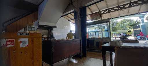 Rumah Makan Pondok Selera 4