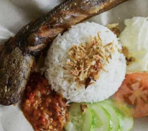 Warung Kondor Pecel Lele & Ayam 9