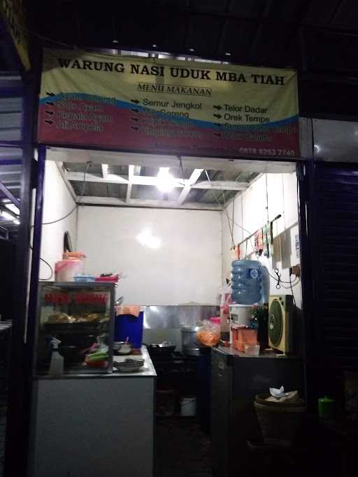 Warung Nasi Uduk Tiah 10