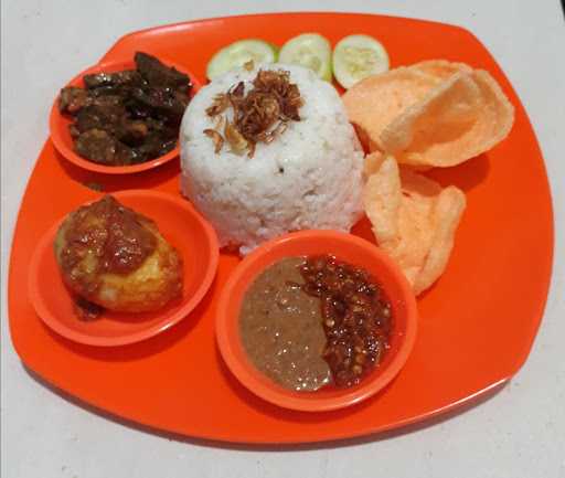 Warung Nasi Uduk Tiah 3