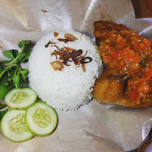 Warung Soto & Ayam Penyet Mba Vera 4