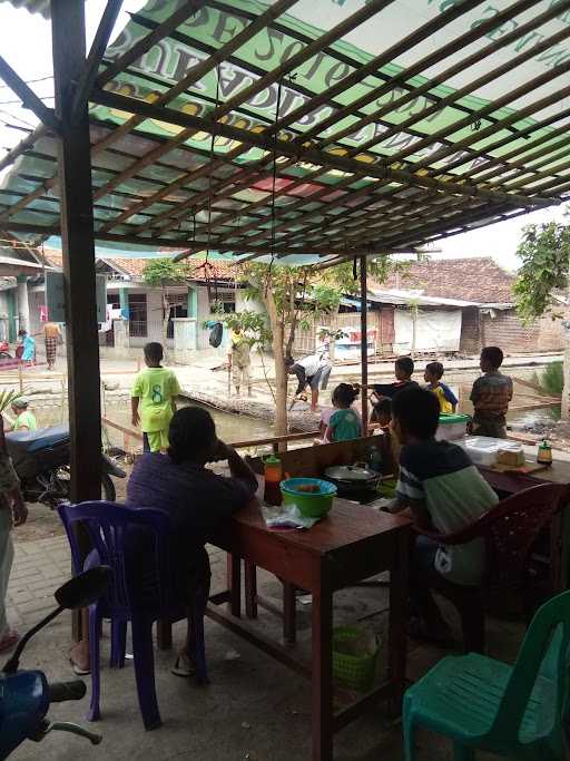 Warung Jajan Kenzi 1