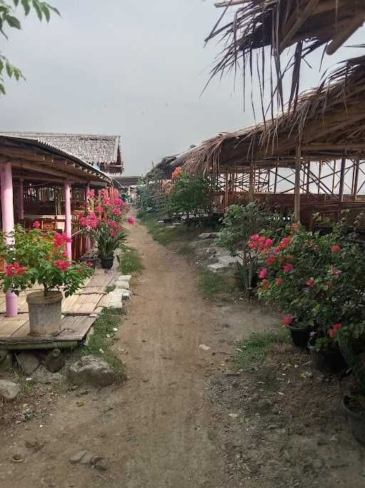 Saung Ikan Bakar Bos Khaerul 9