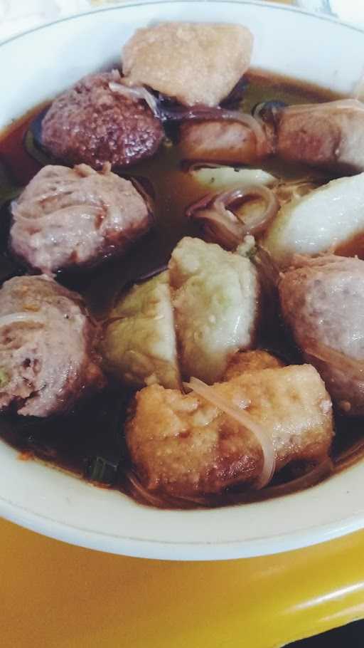 Bakso Stasiun 8