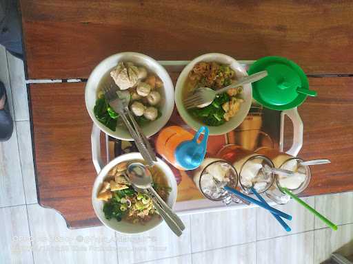 Mie Ayam Bakso Gepeng 1