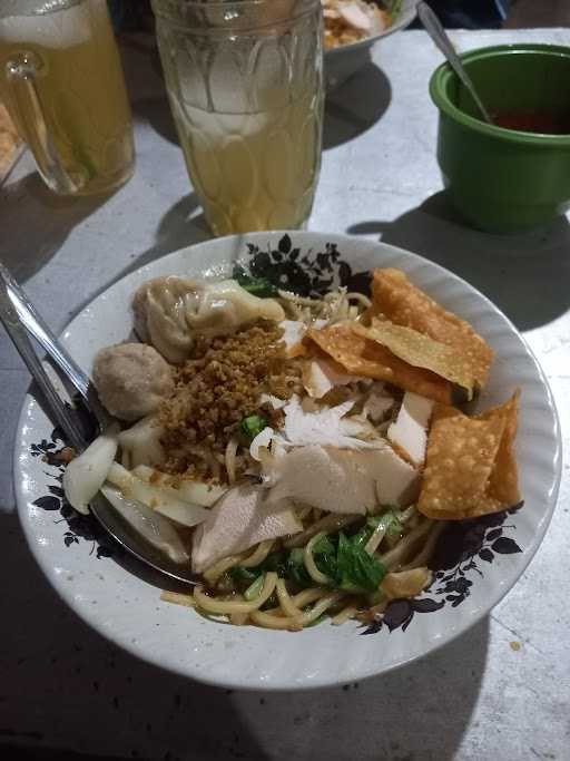 Pangsit Mie Ayam & Bakso Pak.Ri 4