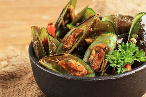 Nyerang Kerang Seafood 4