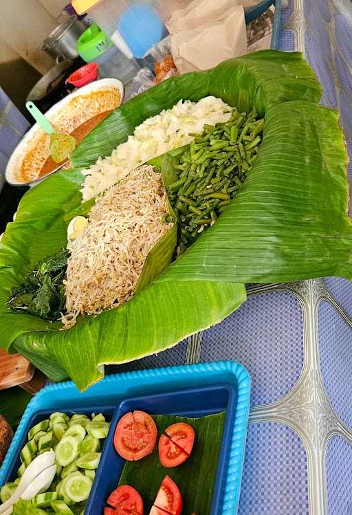 Warung Makan Gado-Gado Bu Nik 8