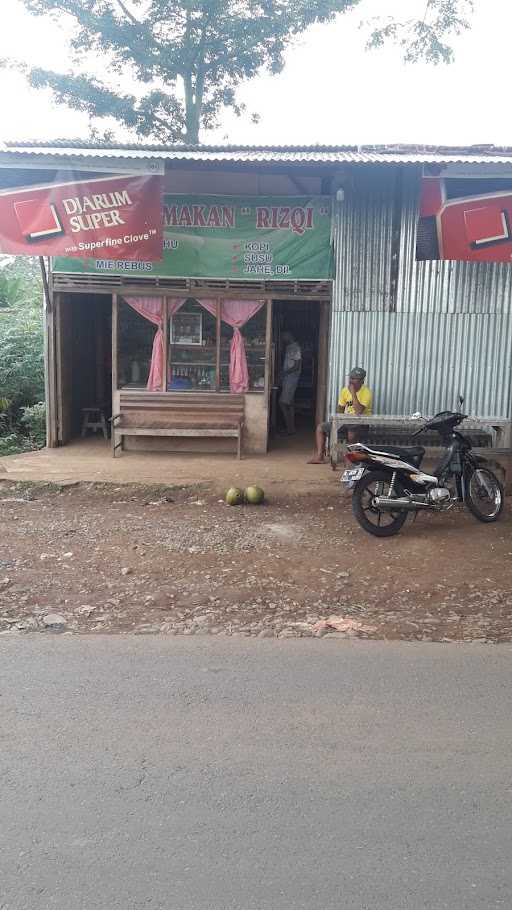 Warung Makan Rizki 4