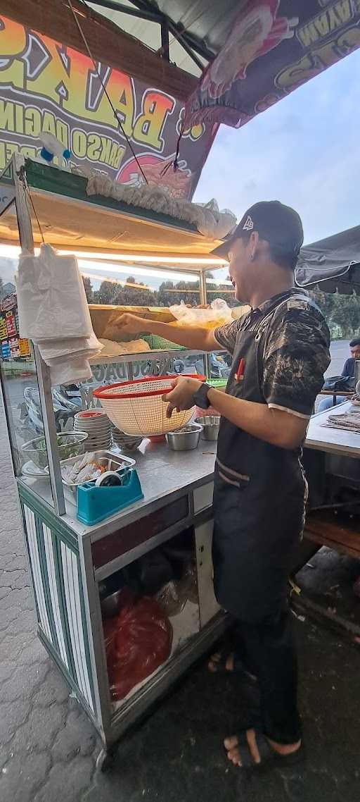 Bakso Laris Kanal 10