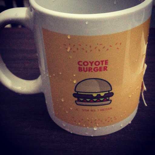 Coyote Burger 1