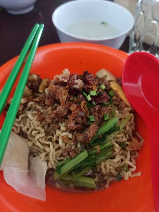 Mie Pangsit Amplas 7