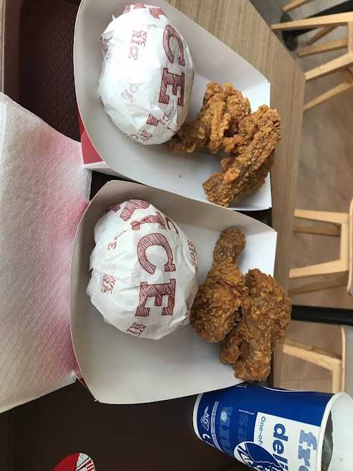 KFC - Maju Bersama Glugur 6