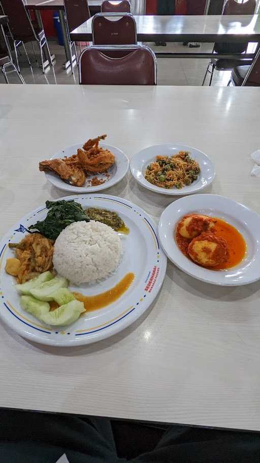 Restoran Sederhana 8