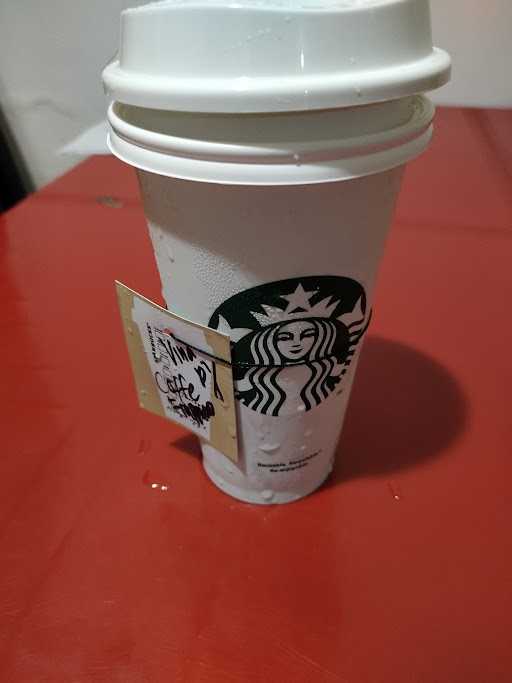 Starbucks - Iskandar Muda Medan 6