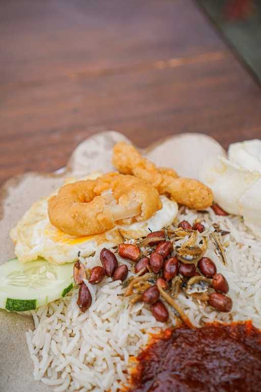 Nasi Lemak Malaysia Bangbro 10