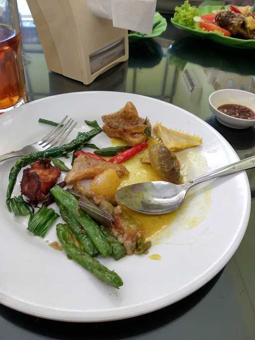 Restoran Pohon Pisang 8