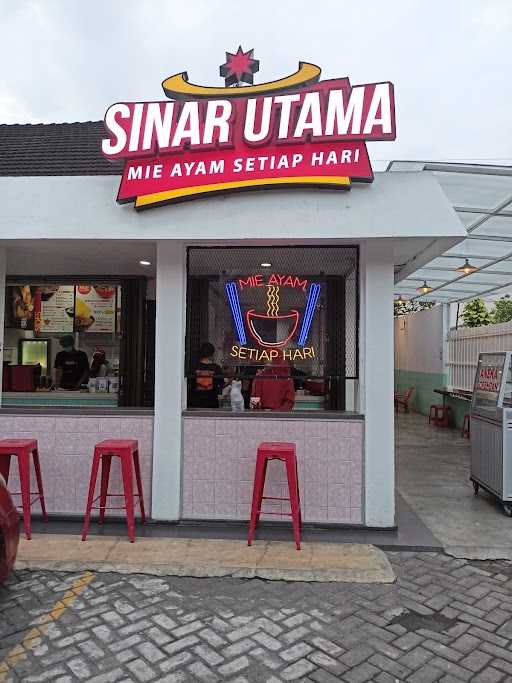 Sinar Utama Mie Ayam Setiap Hari 8