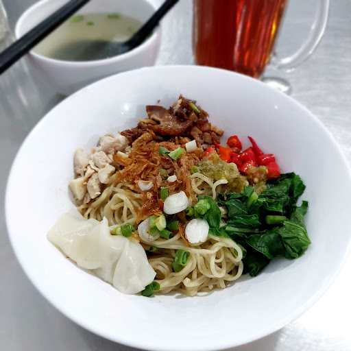 Mie Pangsit Meeko 5