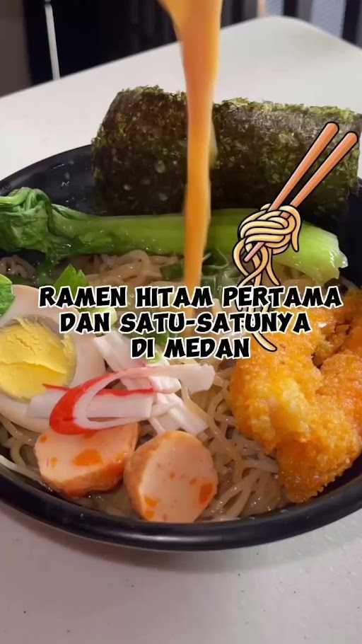 Black Ramen Medan 10