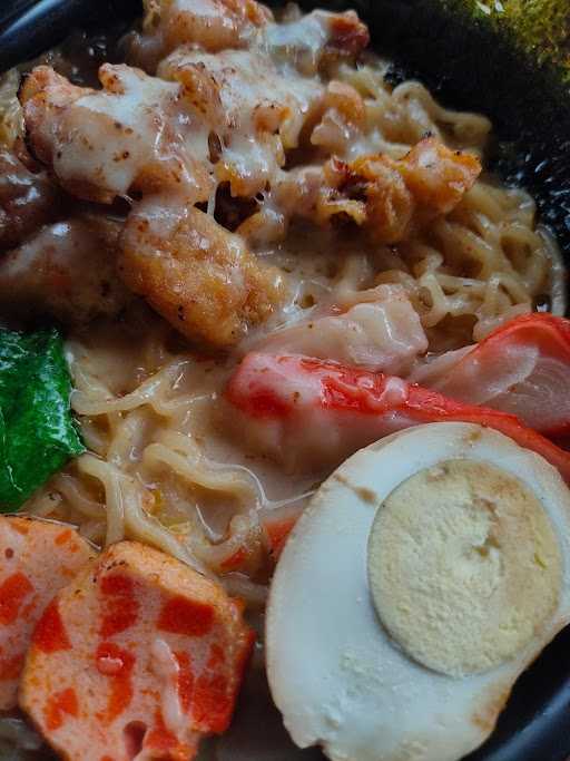 Black Ramen Medan 6