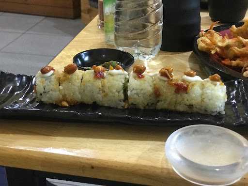 Sushi Me! Medan 10