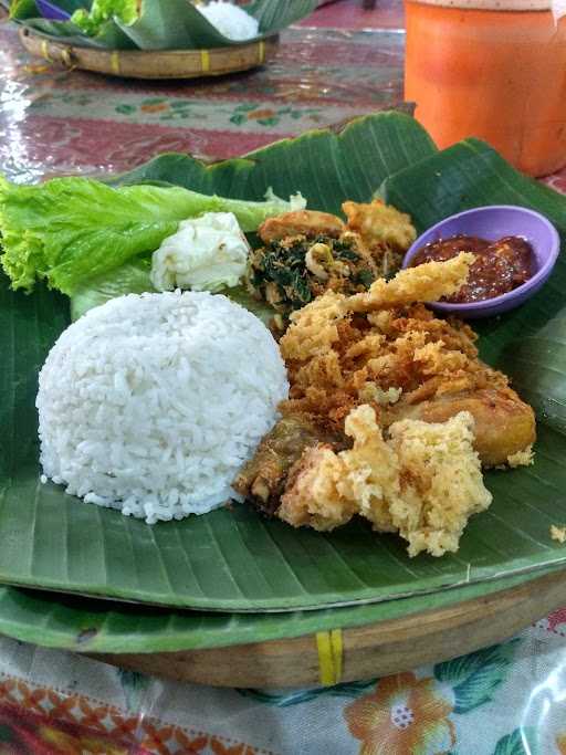 Ayam Penyet Jogja Malioboro 8