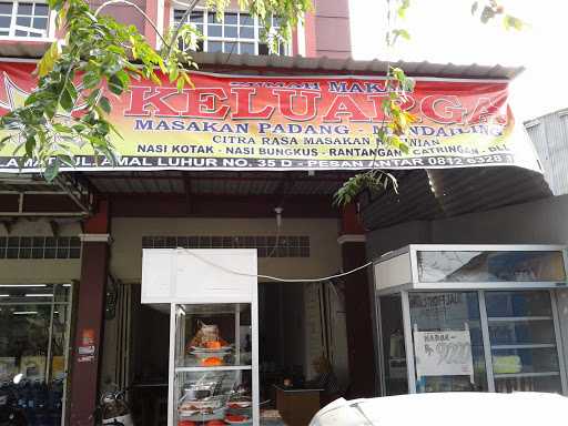 Rumah Makan Keluarga 3