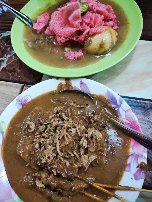 Sate & Mie Rebus Kasuari 10