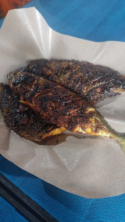 Ikan & Ayam Bakar Mas Leman 5