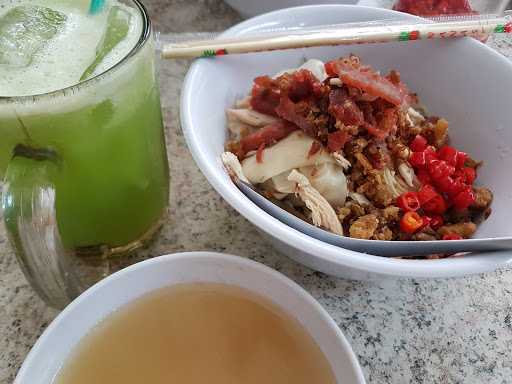 Mie Tiong Sim 9