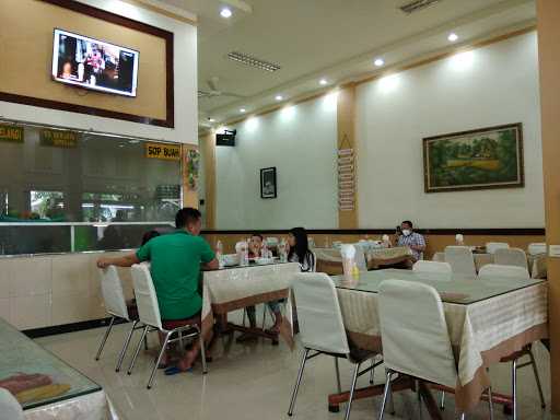 Restoran Berjaya 8