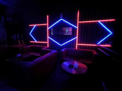 Centro Cafe & Lounge 1