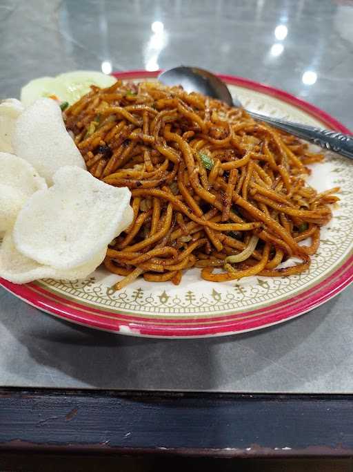 Warkop Mie Aceh Rizky Sekip 9